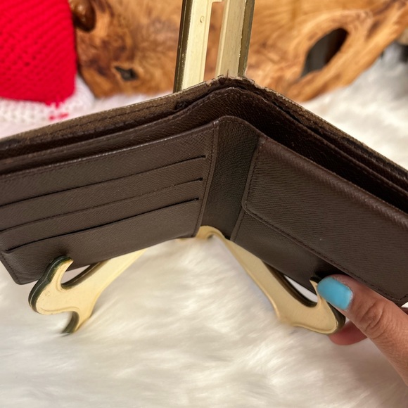 Louis Vuitton wallet - Picture 4 of 10